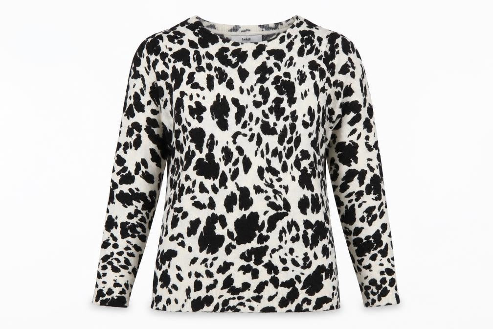 Marks and Spencer Women’s Black Animal Print Jumper Size 12