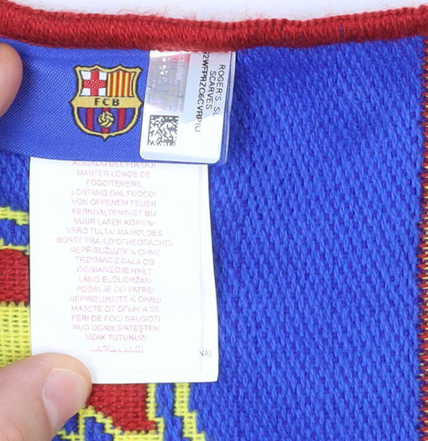 FC Barcelona Men's Red Blue Knit Winter Logo Scarf One Size