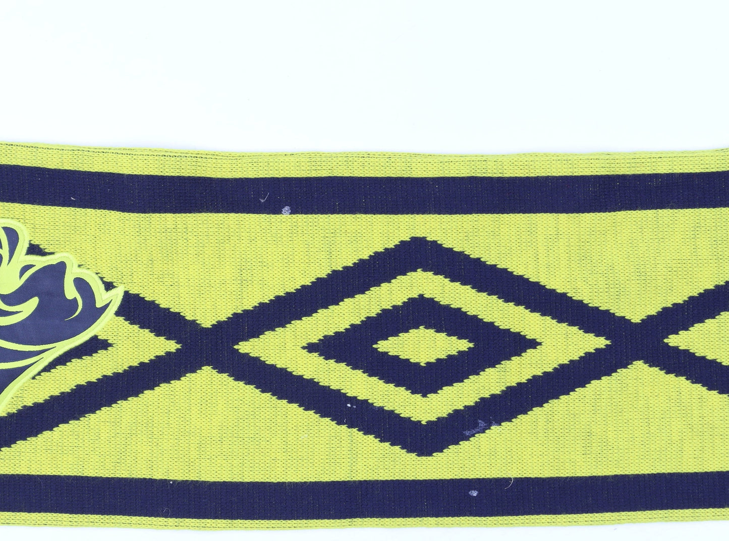 Umbro Men Yellow and Navy Knit Rectangle Scarf Terriers Design