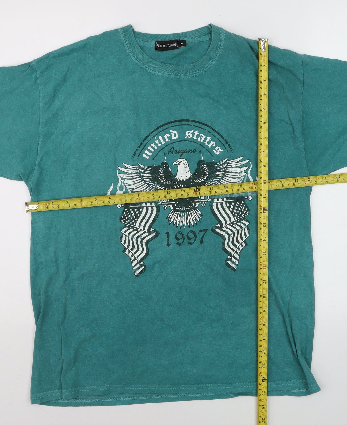 PrettyLittleThing Women's Green USA Graphic T-Shirt Size M