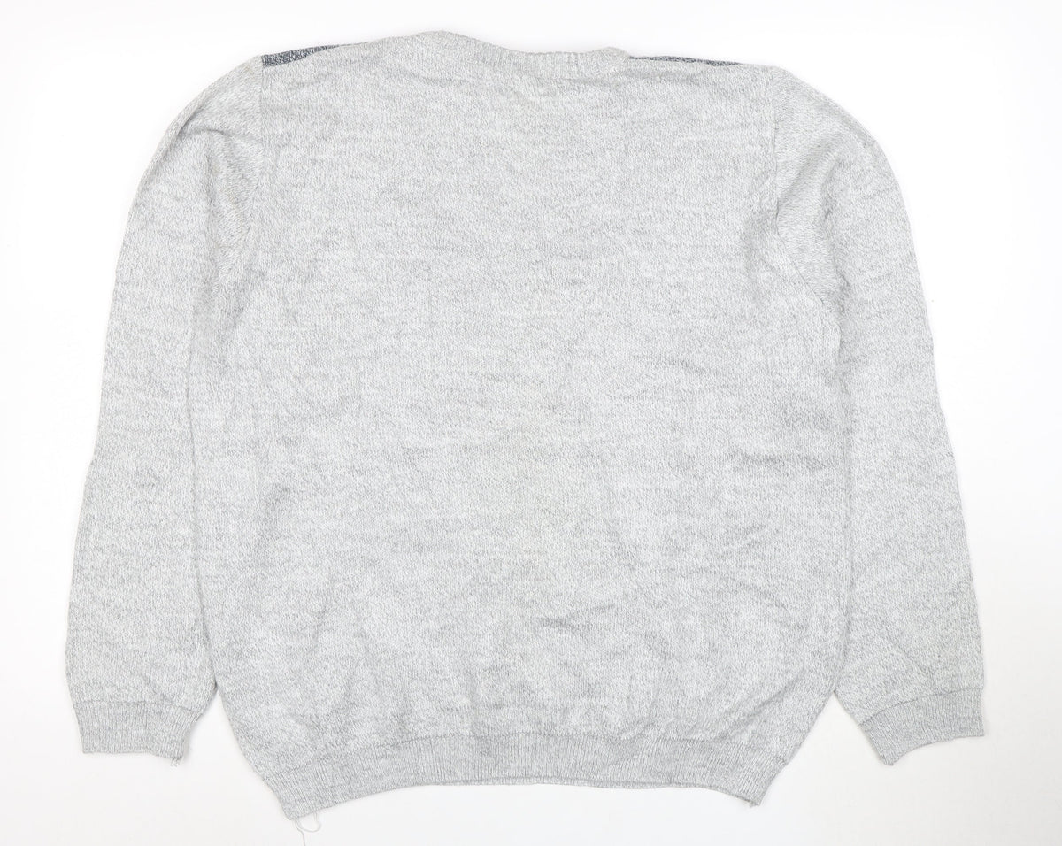 Close-up detail of Poltex men’s grey crew neck knit jumper, size L