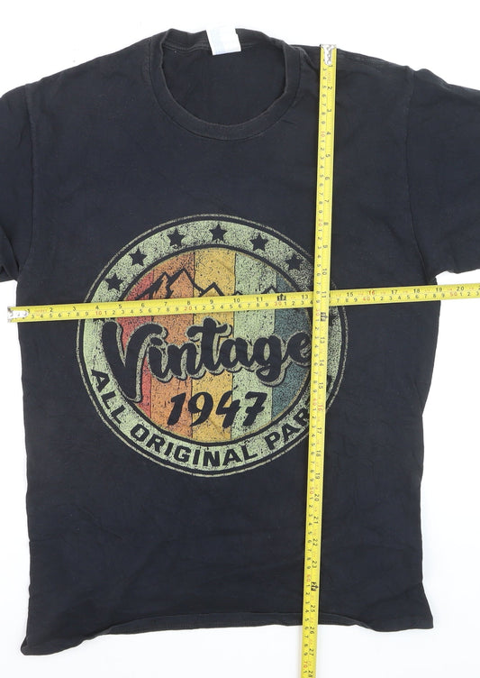 Port & Company Men's Black Vintage 1947 Graphic Cotton T-Shirt M