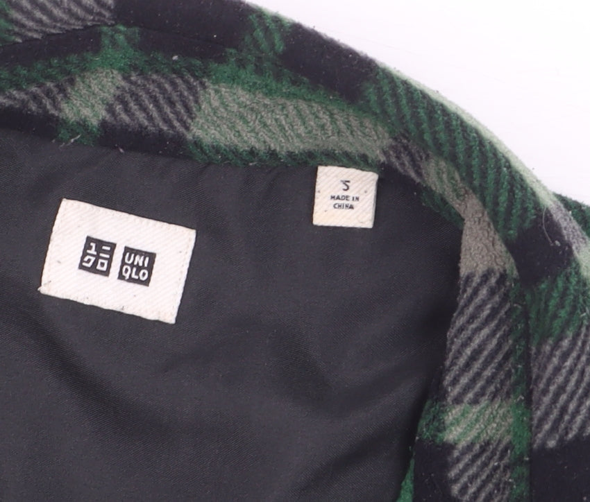 Uniqlo Men's Green Black Plaid Flannel Button-Up Shirt Size S