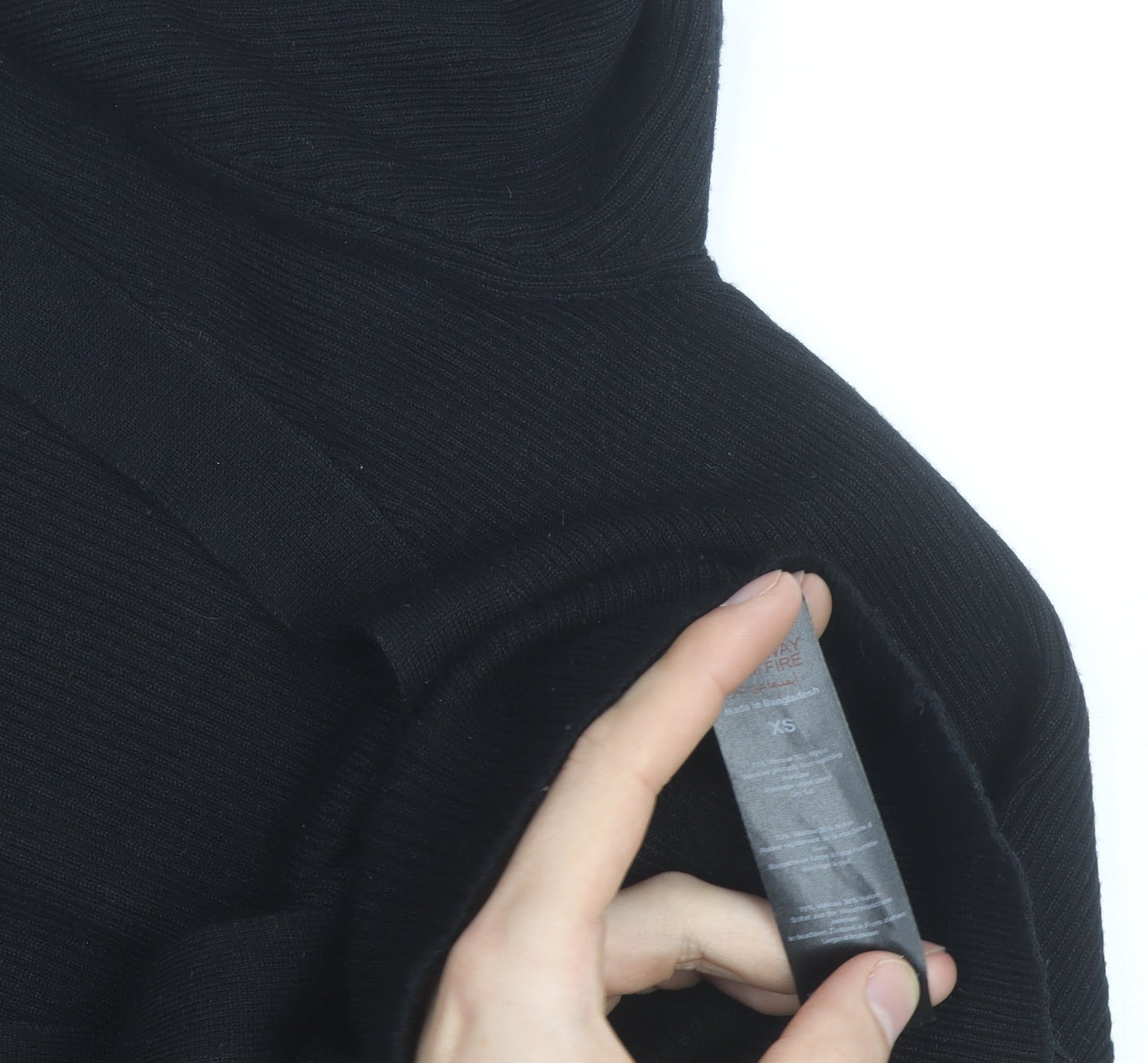 PrettyLittleThing Women’s Black Slim Fit V-Neck Button Cardigan XS