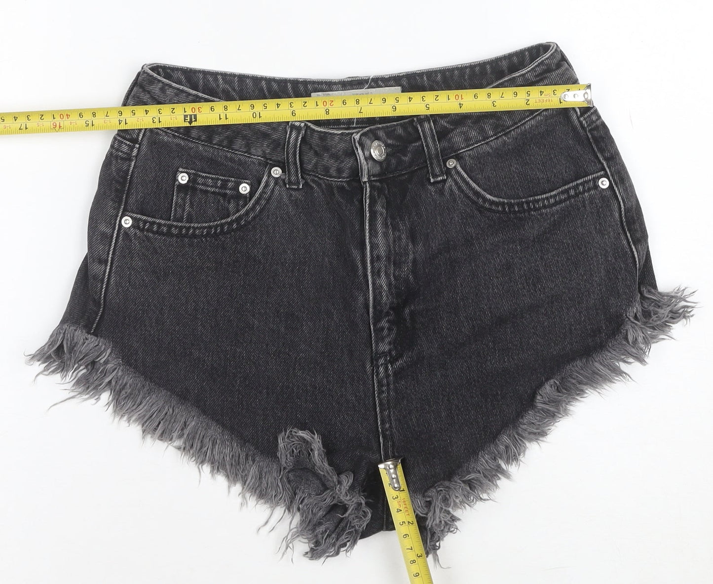 Topshop Women Black Size 10 High Rise Cut-Off Denim Shorts