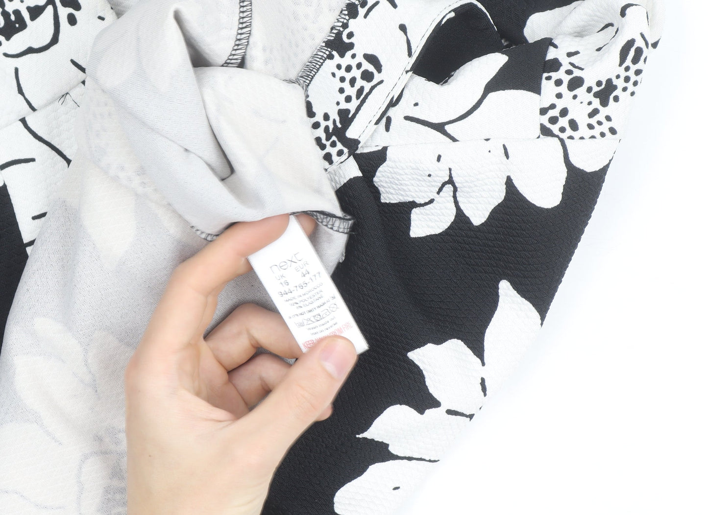 Next Women’s Black Floral 3/4 Sleeve Open Cardigan Size 16