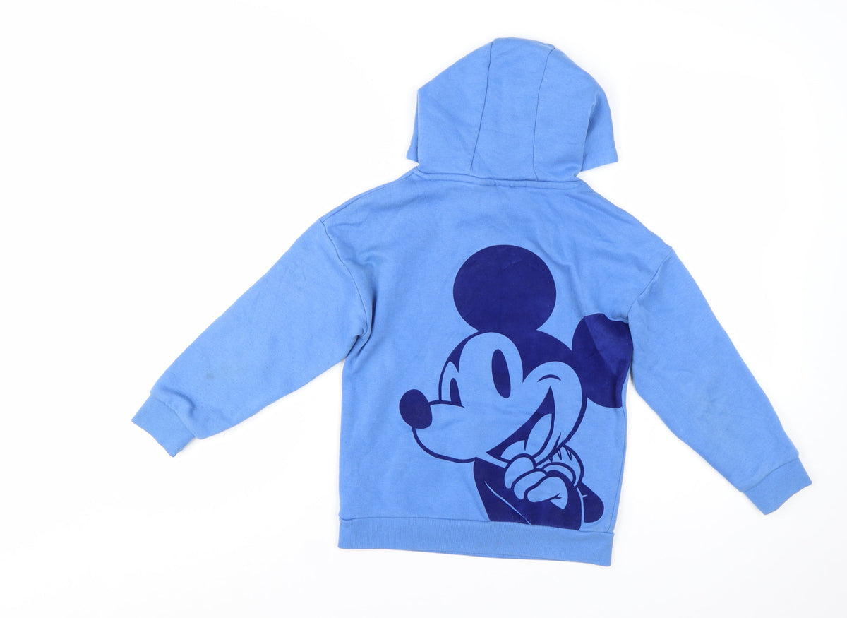 Close-up detail of Disney girls’ blue mickey & friends pullover hoodie 7-8 years