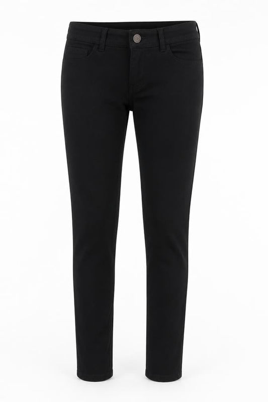 Front view of Denim Co. Women's Black Skinny Stretch Jeans, size 12, L34