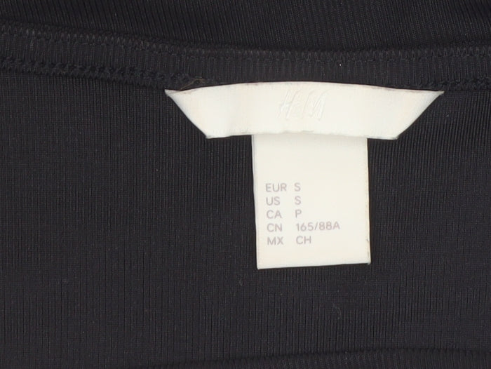 H&M Women’s Black Short Sleeve V-Neck Stretch Blouse Size S