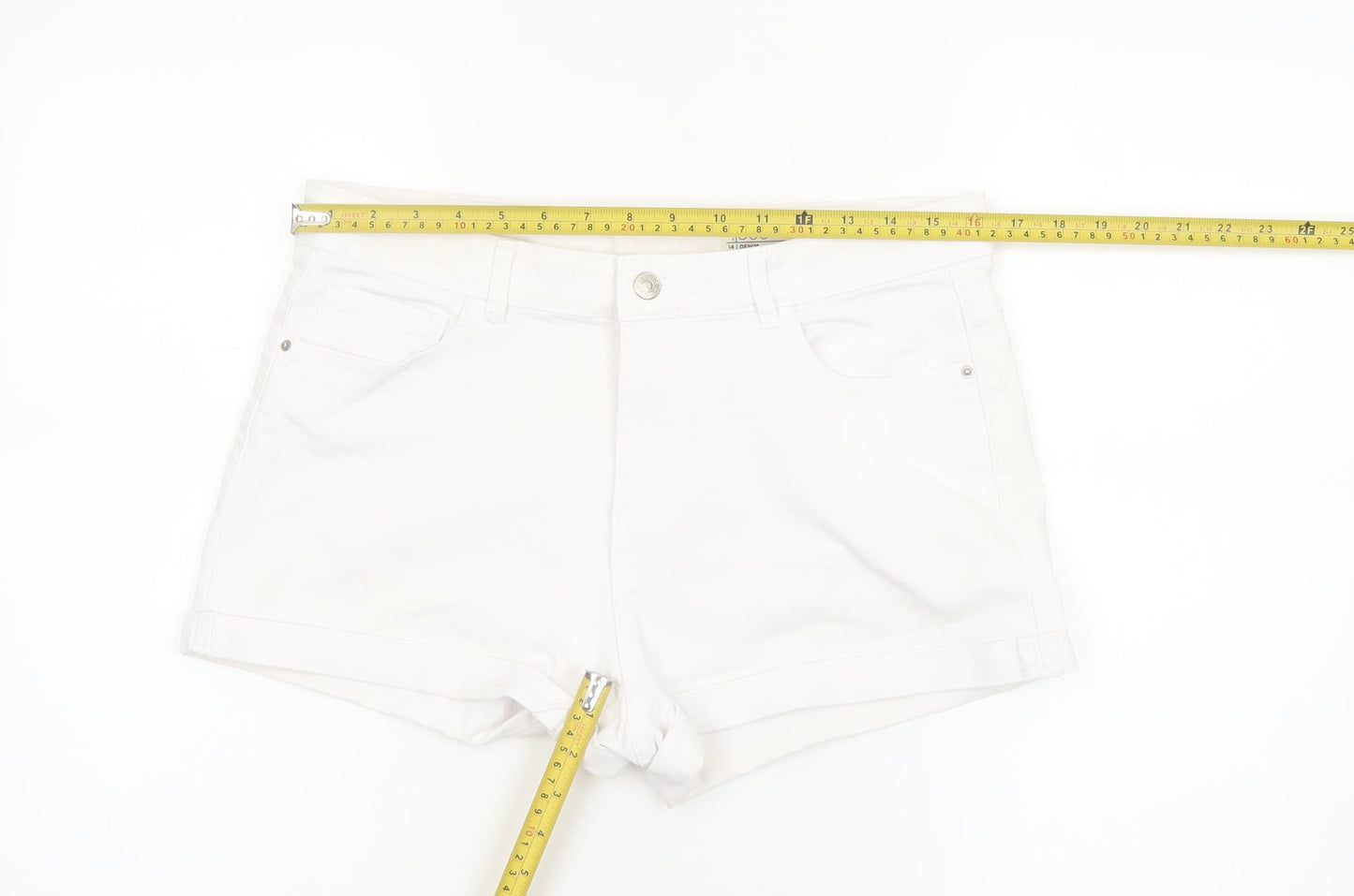 Peacocks Womens White Size 14 Denim Shorts 5-Pocket Design
