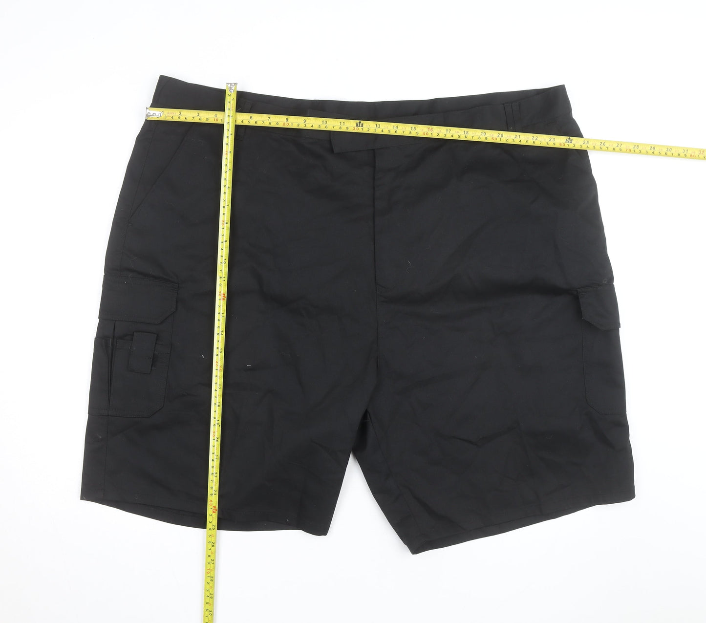 Benchmark Men's Black Cargo Workwear Shorts Size 50 Regular Fit