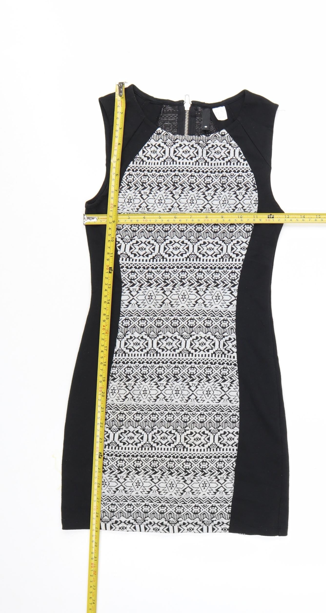 H&M Divided Women’s Black Geometric Bodycon Dress Size 8