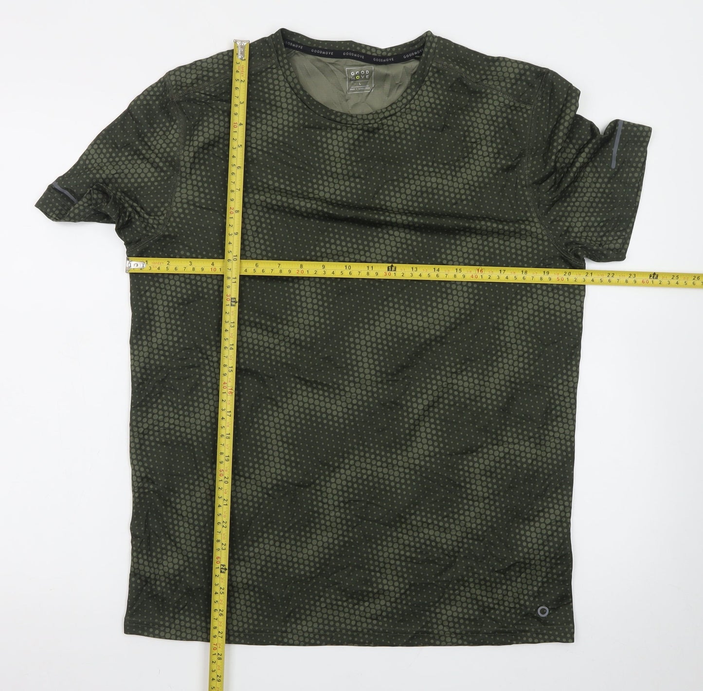 Marks and Spencer Goodmove Men’s Green Camouflage Sports T-Shirt L