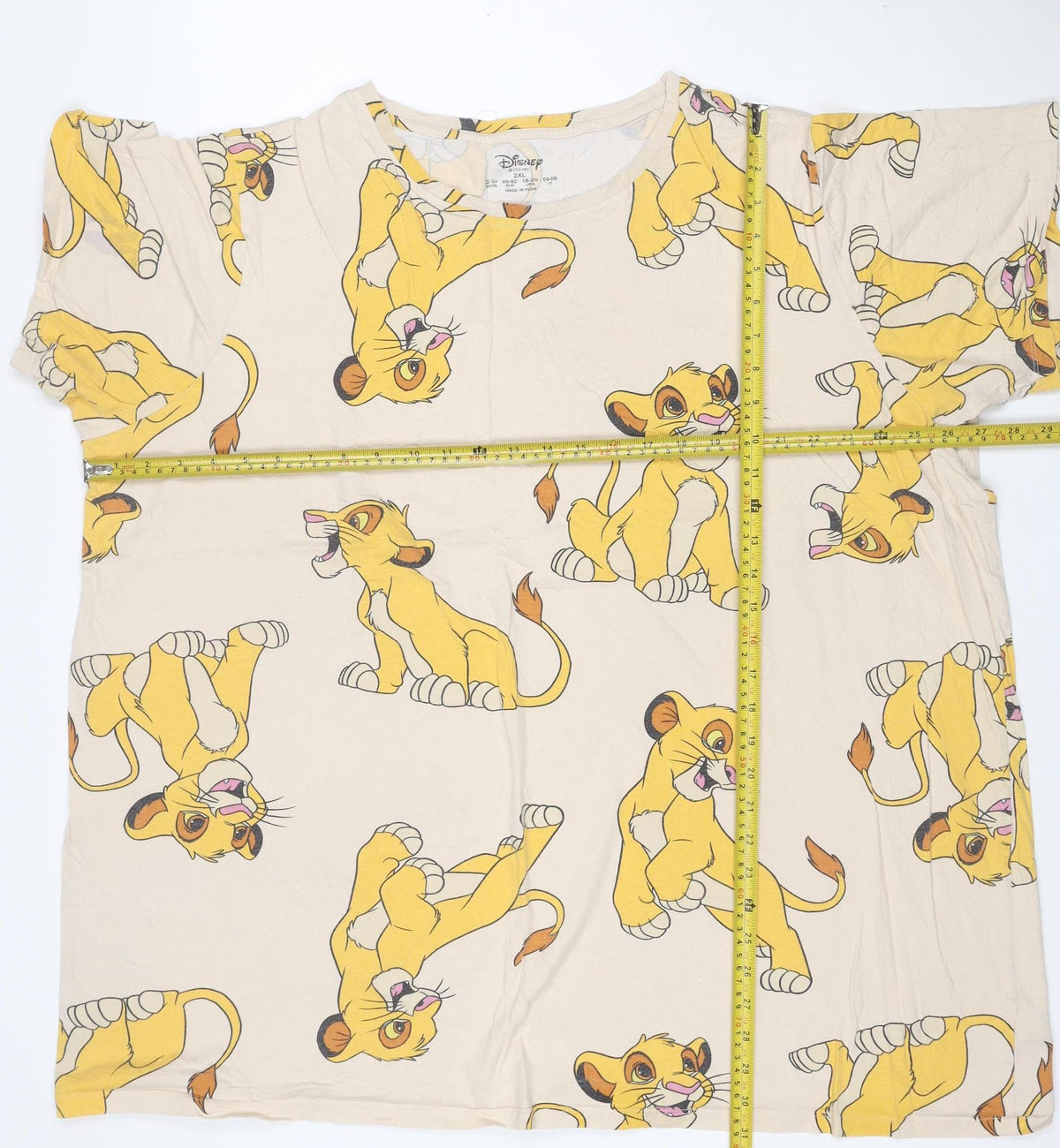 Close-up detail of Disney Women Beige Simba Print T-Shirt 2XL Cotton Relaxed Fit