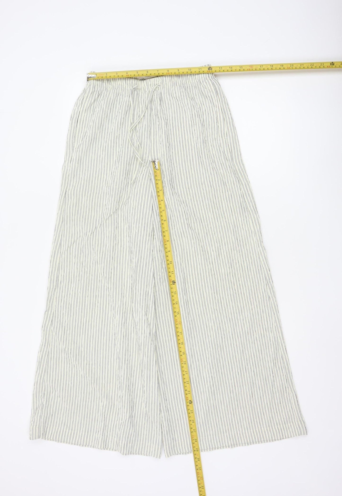 Marks and Spencer Women’s White Striped Wide-Leg Trousers Size 8 Short
