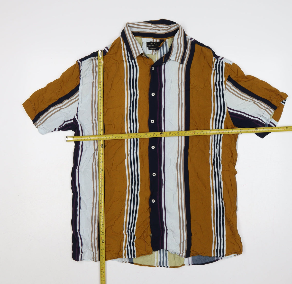 Close-up detail of Zara Men Multicoloured Striped Relaxed Fit Short Sleeve Button-Up Shirt XL
