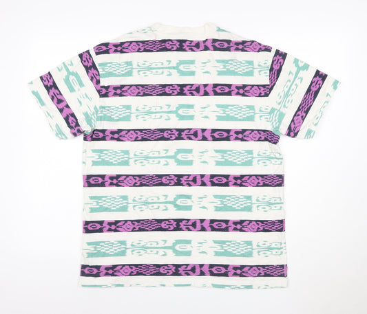 Levi's Women’s White L Aztec Geometric Short Sleeve Vintage T-Shirt