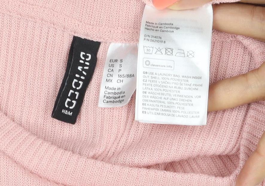 Brand and care label for C&A Women Pink S Ribbed Pearl Puff Sleeve Knit T-Shirt