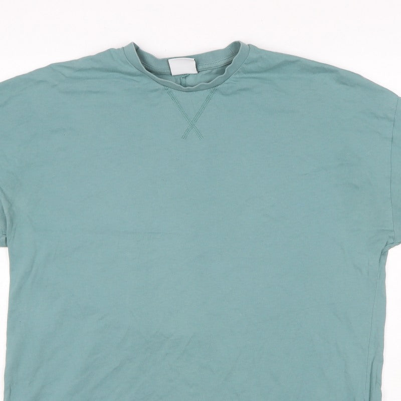 Additional view of Gymshark Men's Green, size S, Logo Sleeve Crew Neck Short Sleeve T-Shirt