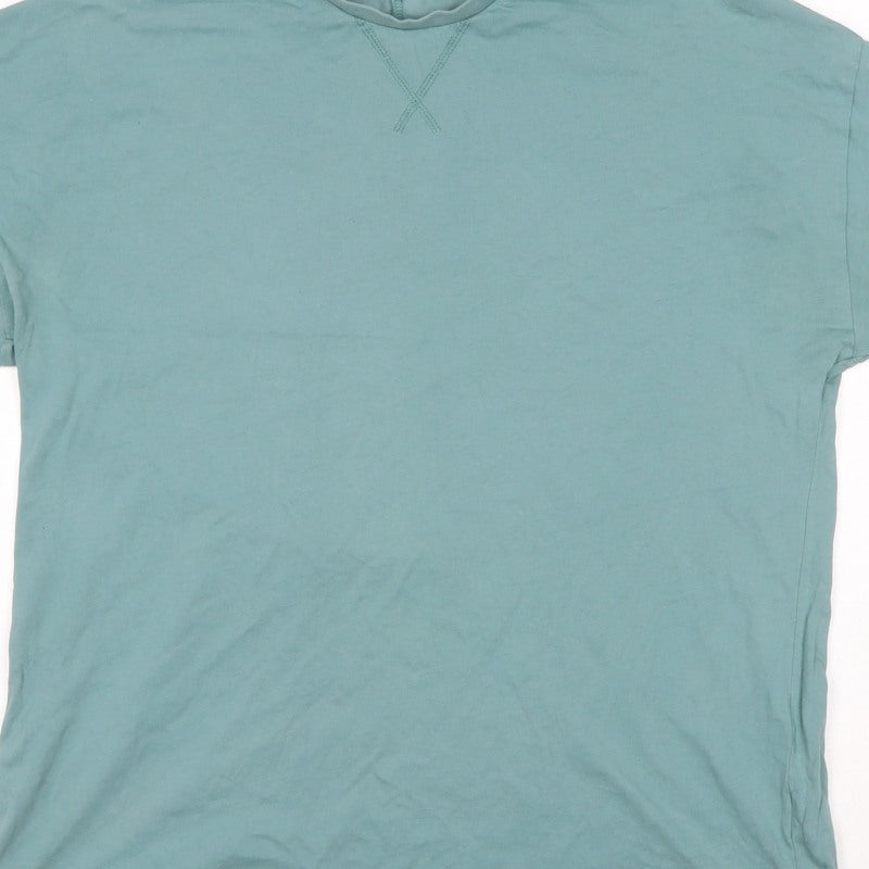 Additional view of Gymshark Men's Green, size S, Logo Sleeve Crew Neck Short Sleeve T-Shirt
