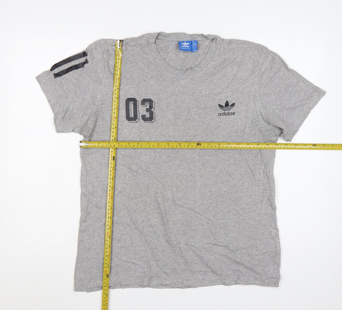 Close-up detail of adidas Men Grey L Originals 03 Graphic Logo Crew Neck T-Shirt