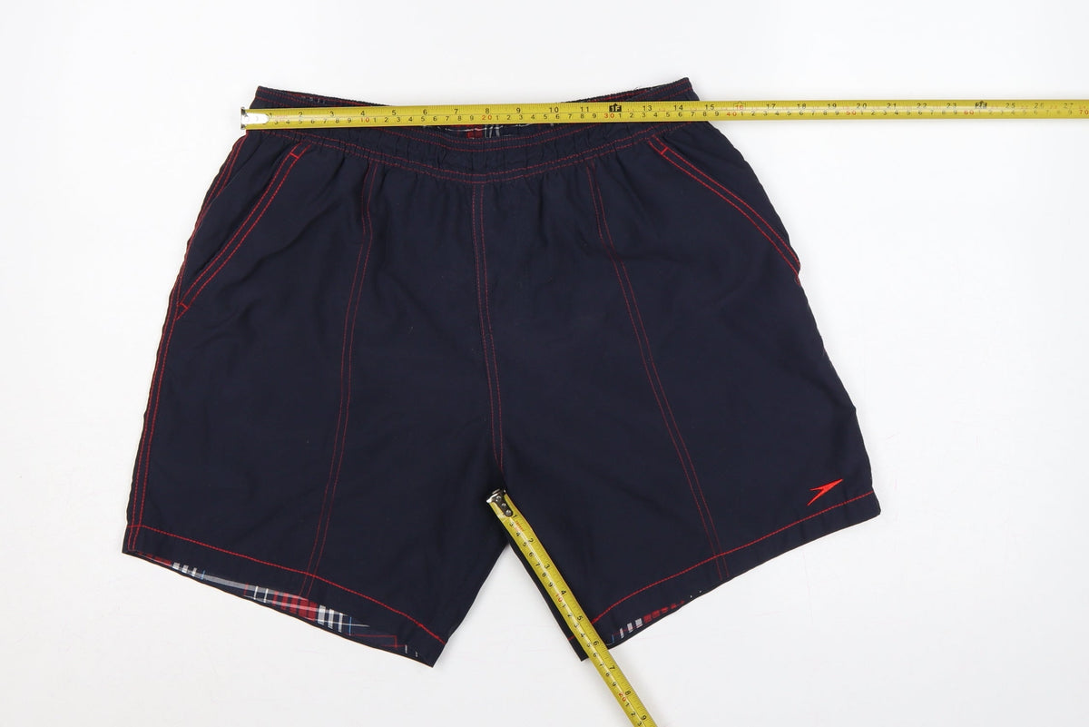 Close-up detail of Speedo Men’s Blue L Swim Shorts Elastic Waist Pockets
