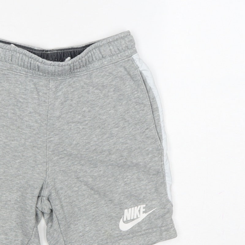 Additional view of Nike boys’ grey sweat shorts 8-9 years s 128-137cm logo pockets