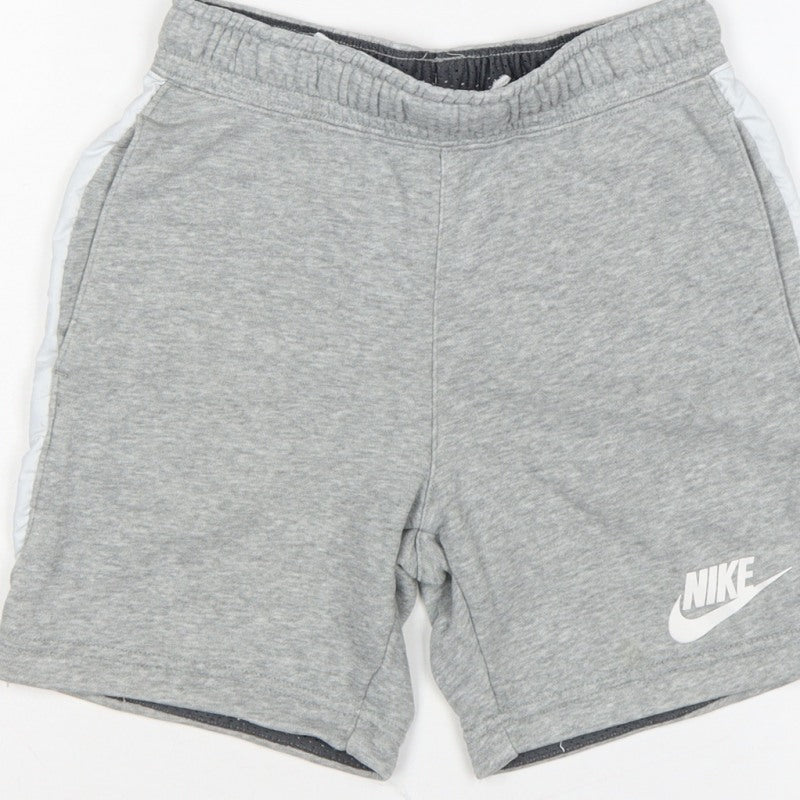 Additional view of Nike boys’ grey sweat shorts 8-9 years s 128-137cm logo pockets