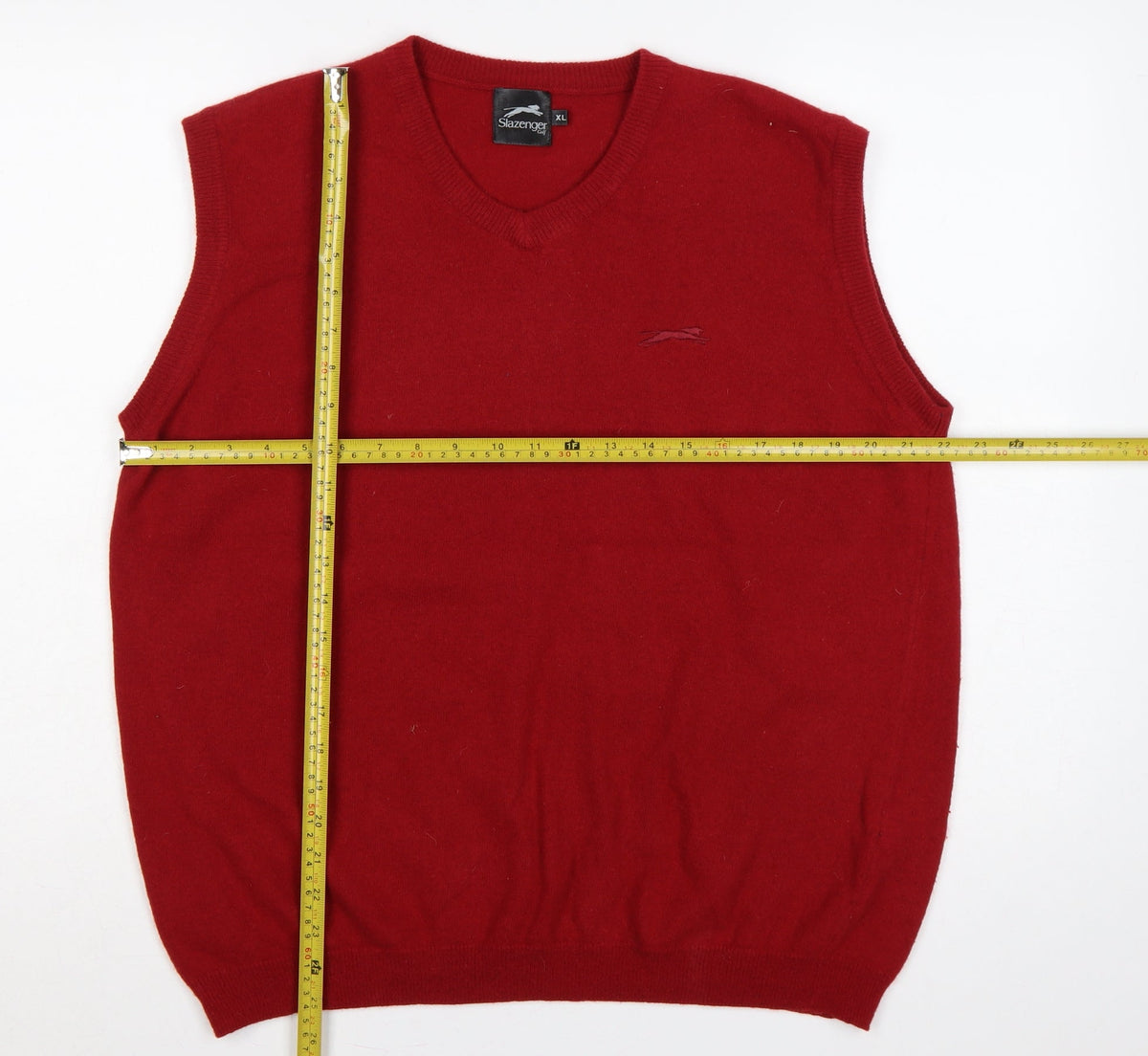 Close-up detail of Slazenger Golf Men’s Red XL V-Neck Knit Sleeveless Jumper Vest