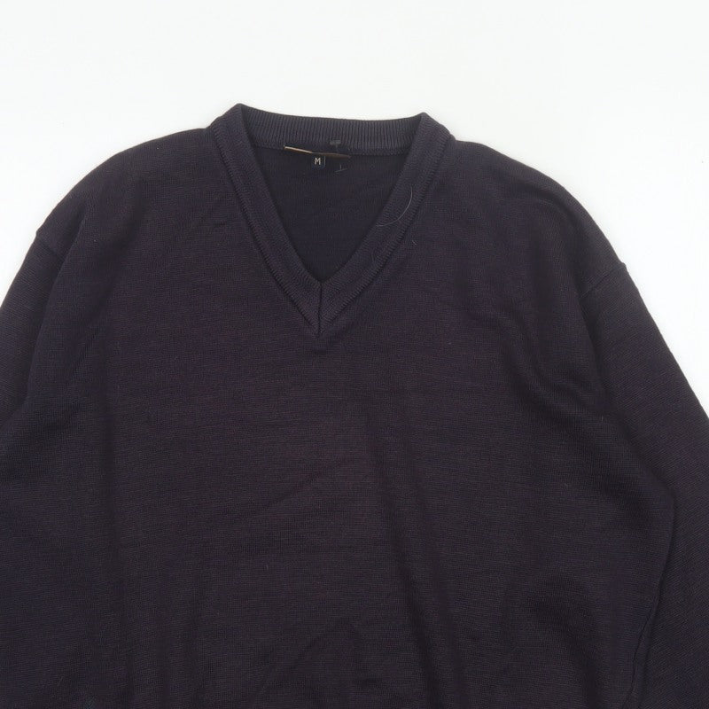 Additional view of Gabicci Men’s Black V-Neck Knit jumper, size M
