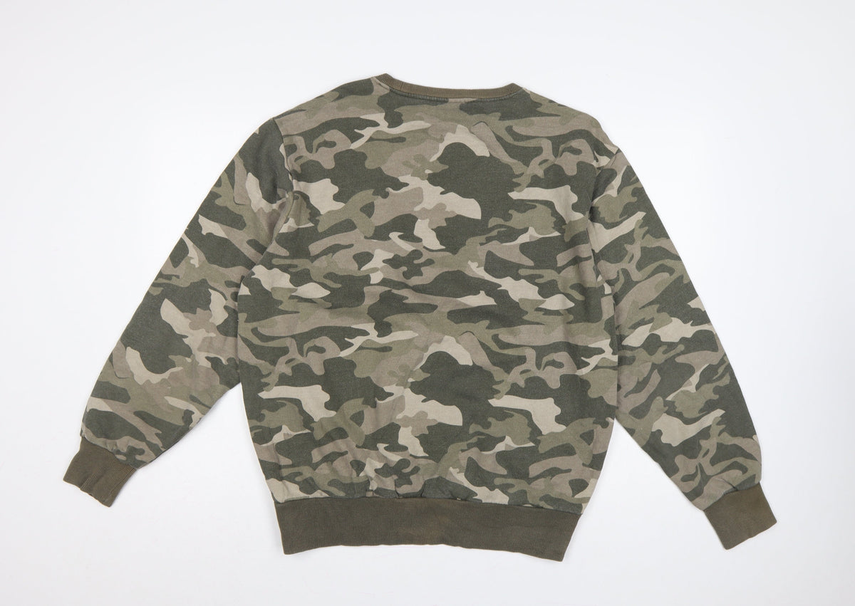 Brand and care label for Ellesse Men’s Green Camo XL Crew Neck Logo Pullover Sweatshirt