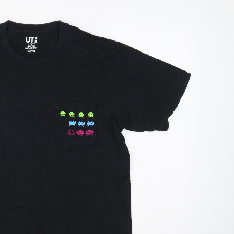 Additional view of Uniqlo Men Black M UT Taito Space Invaders Pocket Graphic T-Shirt