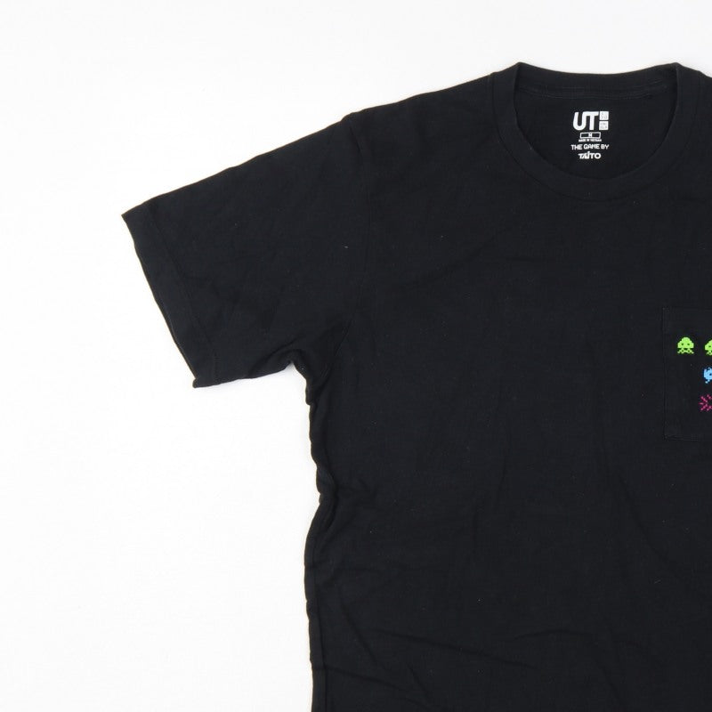 Additional view of Uniqlo Men Black M UT Taito Space Invaders Pocket Graphic T-Shirt