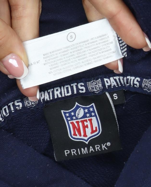 NFL Patriots Men’s Blue S Pullover Hoodie Graphic American Football