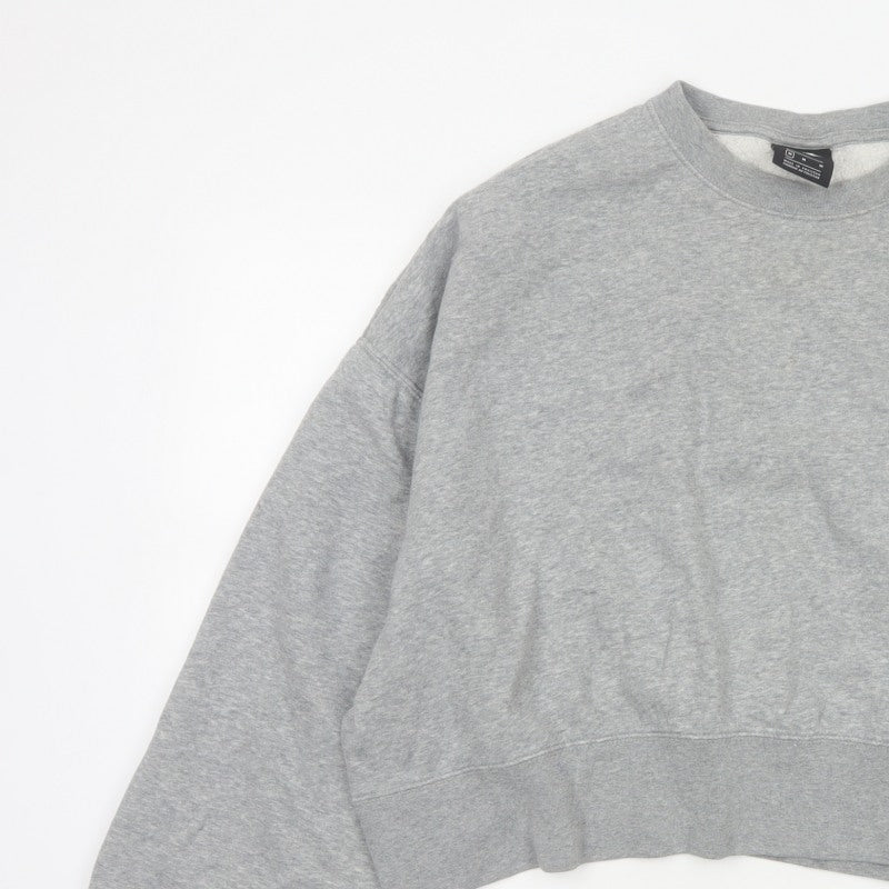Nike Women’s Grey M Logo Crew Neck Pullover Sweatshirt Fleece