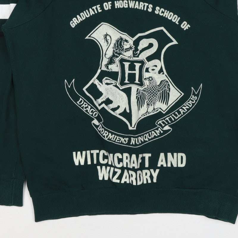 Harry Potter Women’s Green M Pullover Sweatshirt Hogwarts Graphic