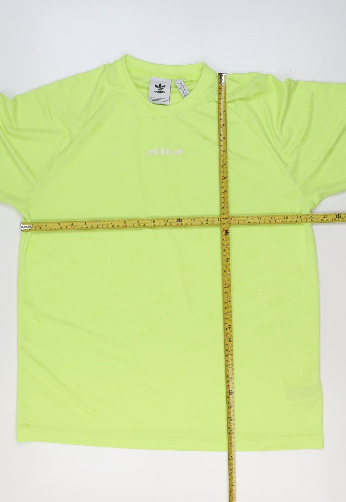 adidas Men Green XL Logo Graphic Raglan Crew Neck T-Shirt
