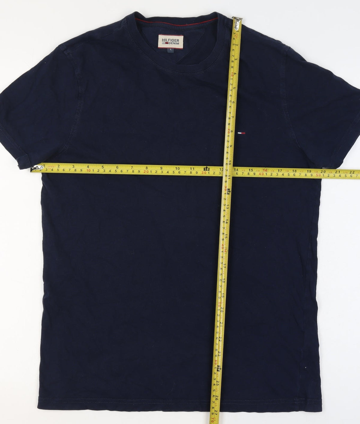 Close-up detail of Hilfiger Denim Men’s Blue L Classic Logo Crew Neck T-Shirt