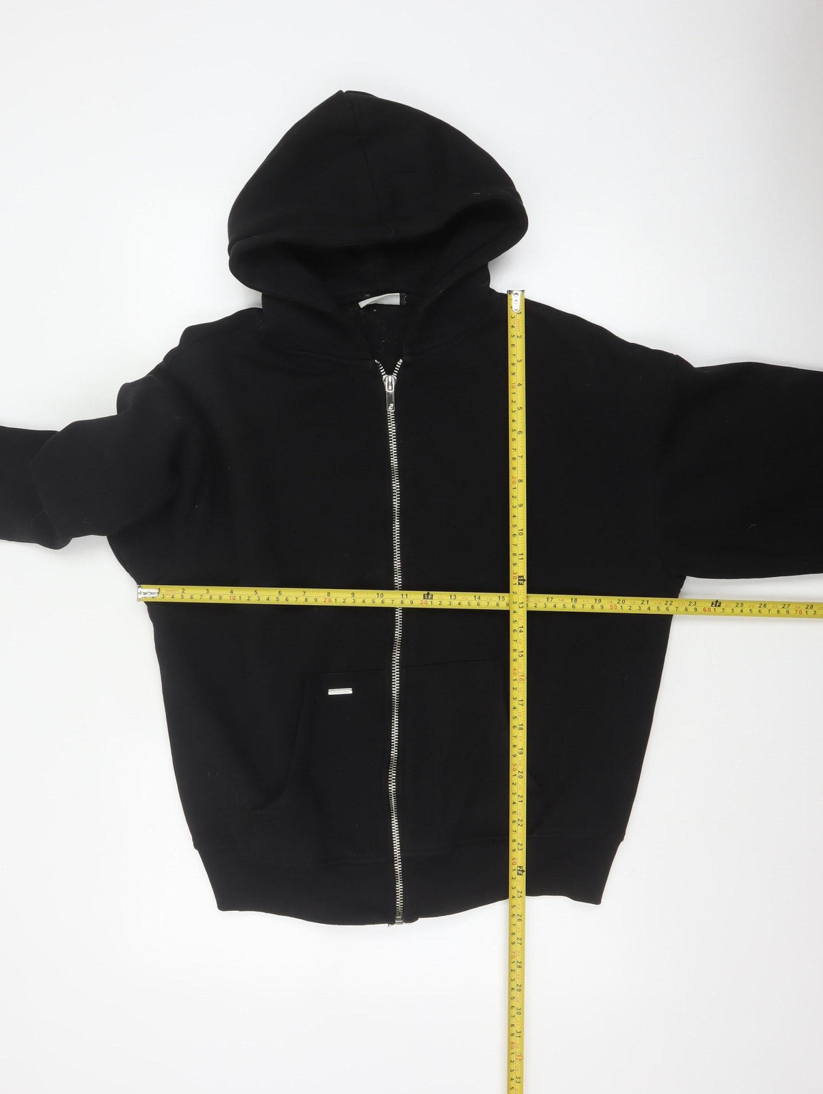 Close-up detail of Sevenheavens Men’s Black M Full Zip Hooded Fleece Hoodie Logo Pockets
