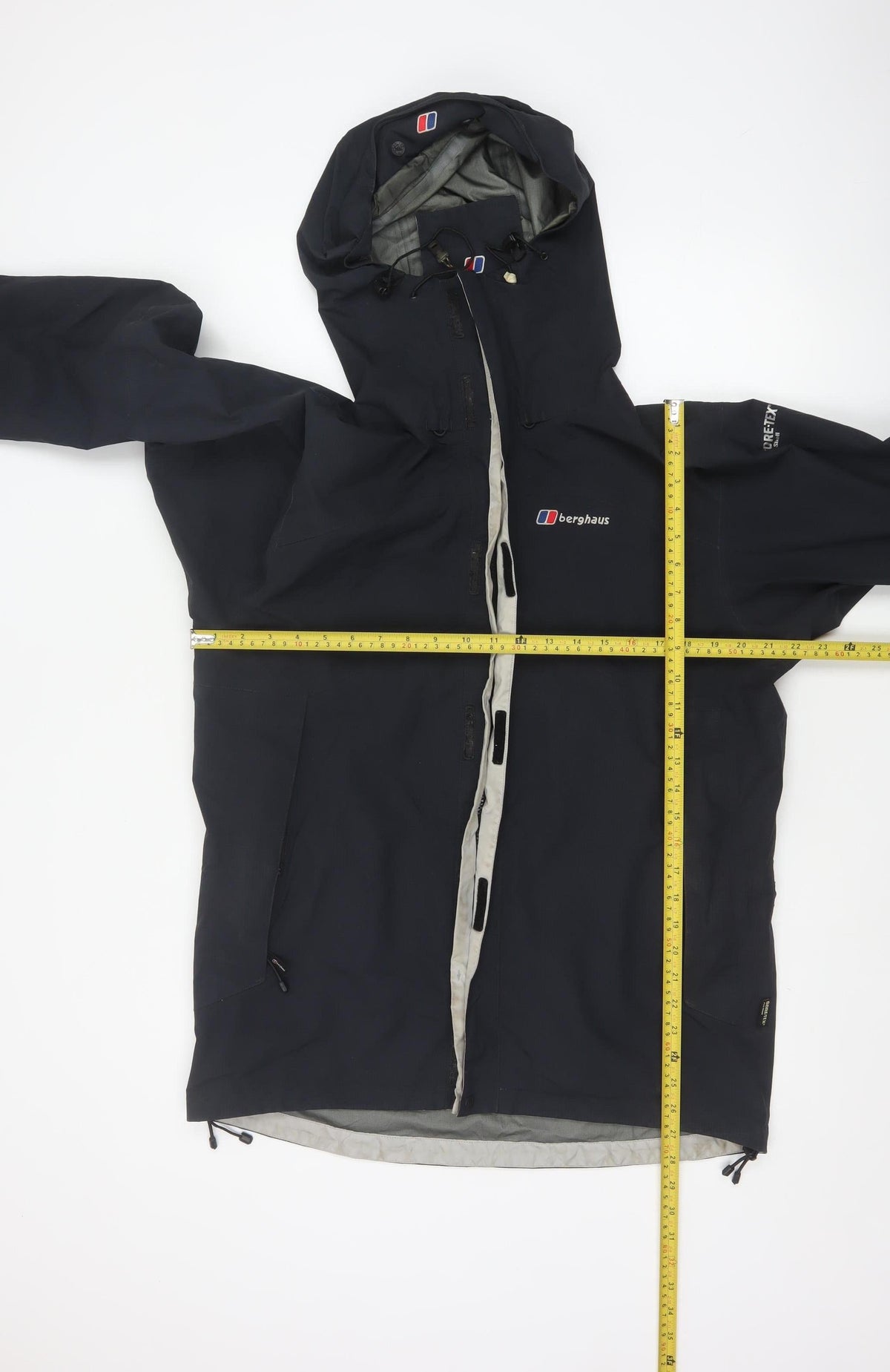 Berghaus Men’s Black M Waterproof Hooded Outdoor Rain Jacket