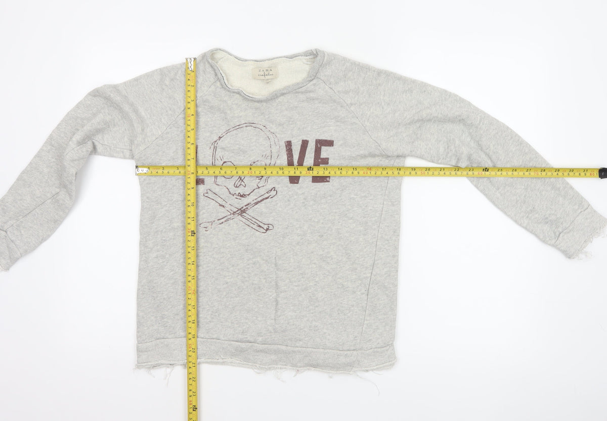 Zara Trafaluc Women’s Grey S Skull Love Raw Edge Graphic Sweatshirt