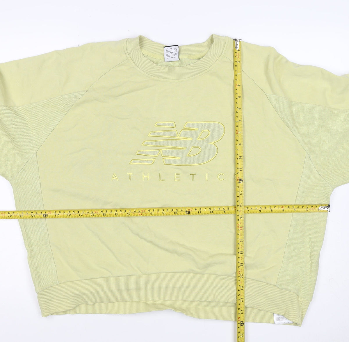 New Balance Women's Yellow XL Logo Pullover Crew Neck Sweatshirt