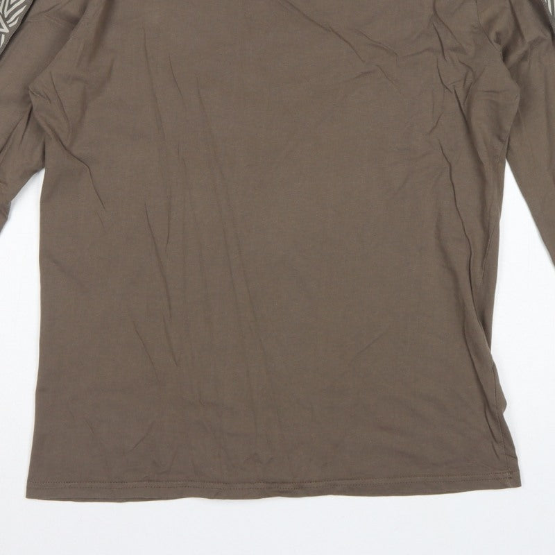 Umbro Men's Brown M Long Sleeve Crew Neck Geometric Logo T-Shirt