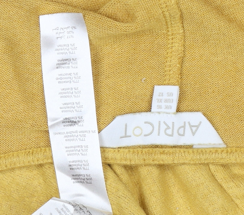 Apricot Women’s Yellow UK 16 Relaxed Jersey Short Sleeve T-Shirt
