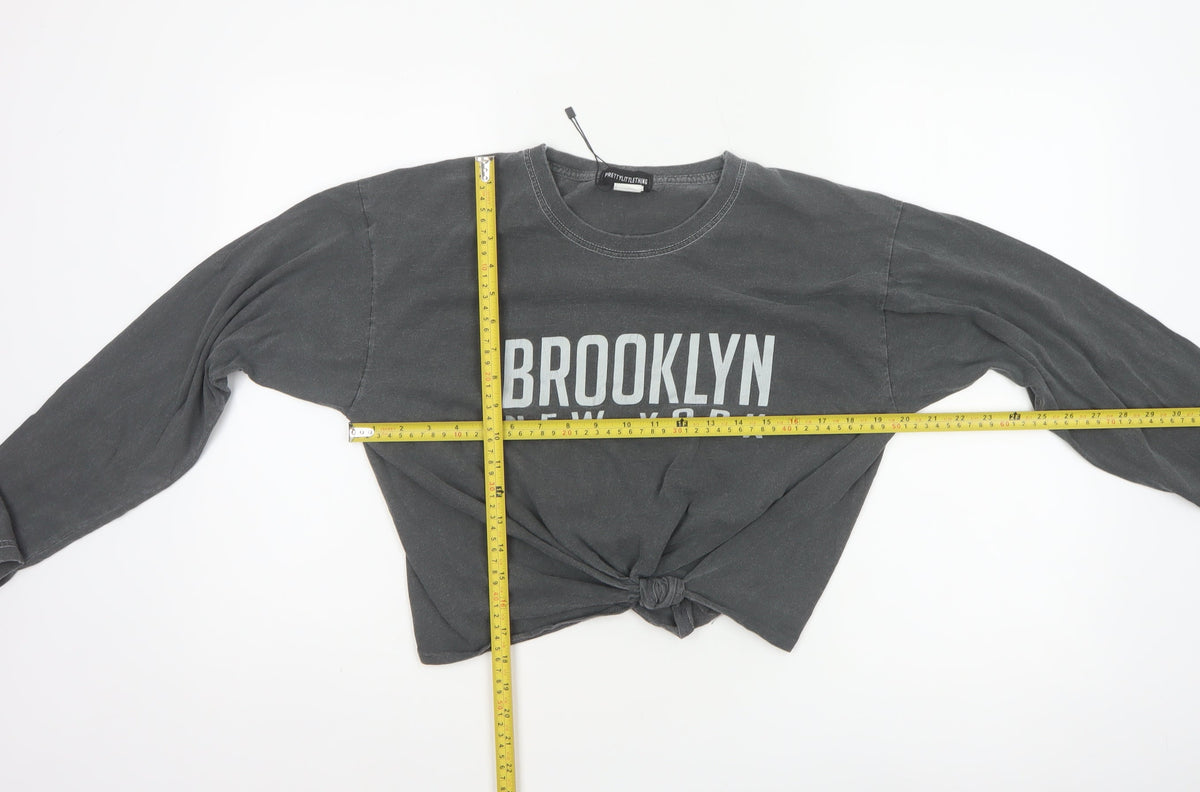 PrettyLittleThing Women’s Grey M Cropped Brooklyn NY Long Sleeve T-Shirt