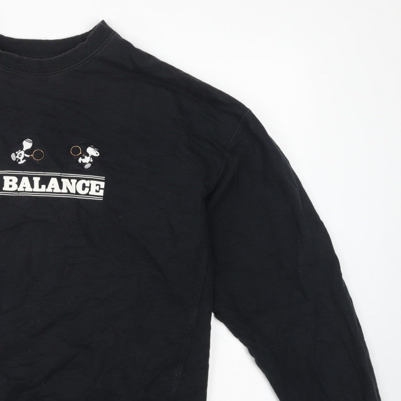 Additional view of New Balance men’s black xl peanuts snoopy tennis graphic sweatshirt