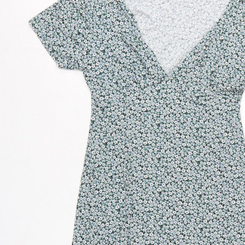 Pull&Bear Women Green Floral Size L Wrap Knee Dress V Neck