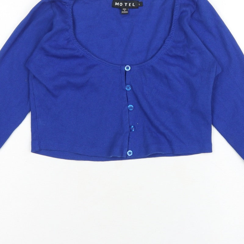 Motel Women’s Blue L Cropped Rib Knit Scoop Neck Button Top