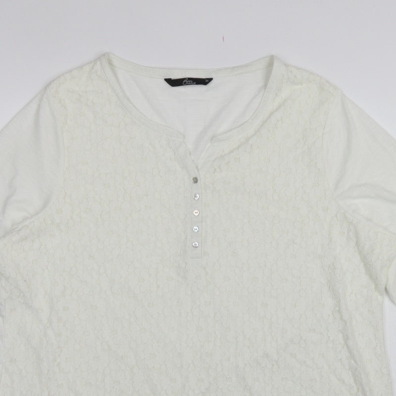 BM Casual Women’s Ivory Lace Henley Top Size 24 3/4 Sleeve