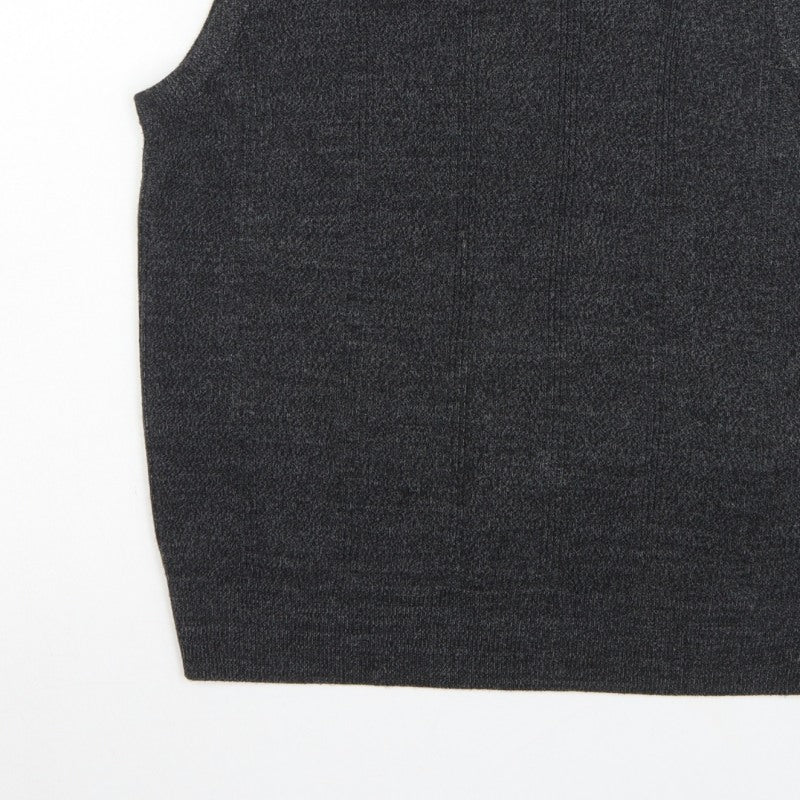Dockers Men’s Grey M V-Neck Knit Sleeveless Pullover Sweater Vest